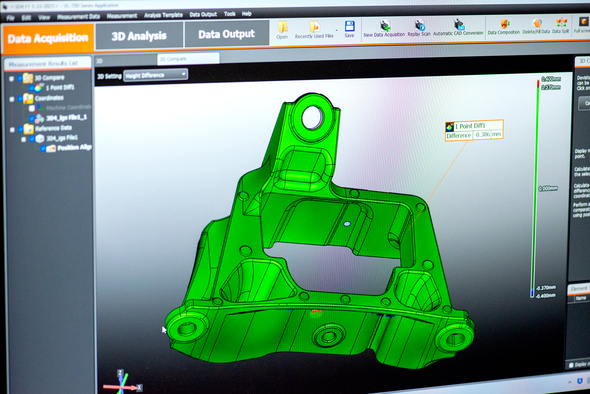 3d-scan-dimensional-analysis Automotive part shown as a 3D scan on a computer screen for dimensional analysis